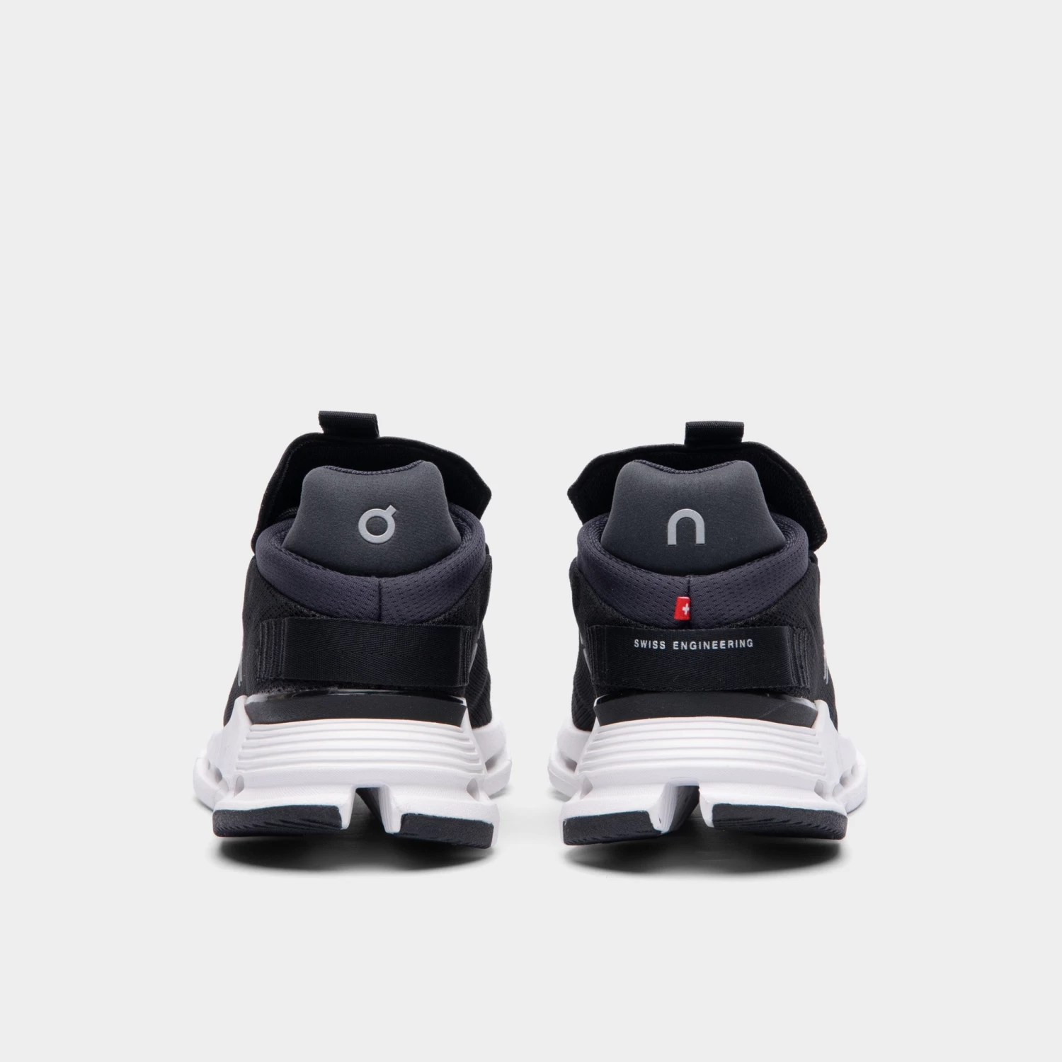 On Running Women's Cloudnova Phantom / White 6 On Running Women's Cloudnova Phantom / White - Image 4