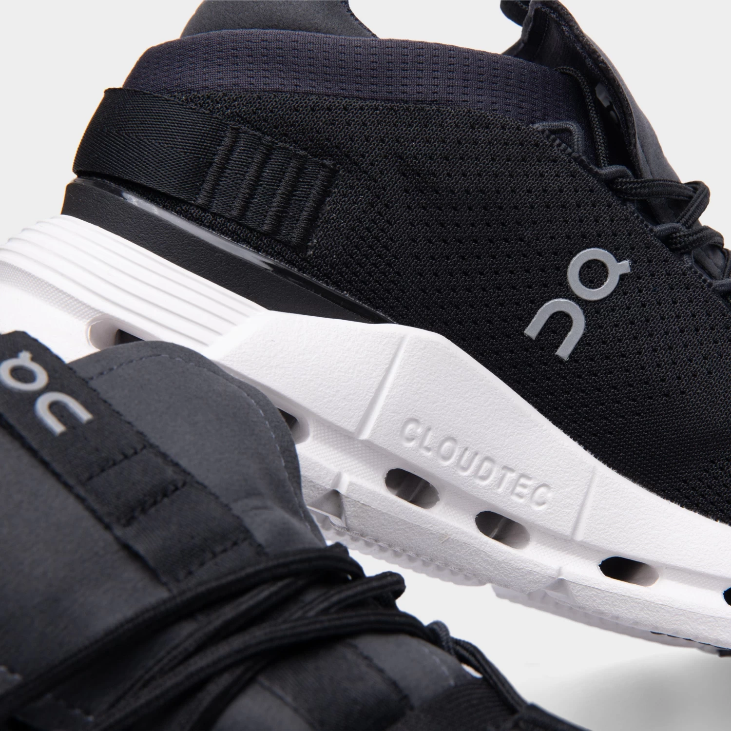 On Running Women's Cloudnova Phantom / White 5 On Running Women's Cloudnova Phantom / White - Image 3