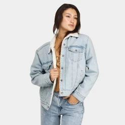 Levis Levi's Women's Sherpa Ex-Boyfriend Trucker Jacket / Indigo Worn In