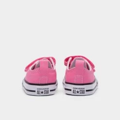 Converse Infants' Chuck Taylor All Star 2V Low / Pink -Sports Fashion Clothing Store 709447c ctas 2v canvas 3