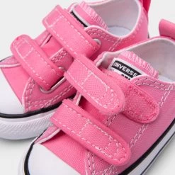Converse Infants' Chuck Taylor All Star 2V Low / Pink -Sports Fashion Clothing Store 709447c ctas 2v canvas 6
