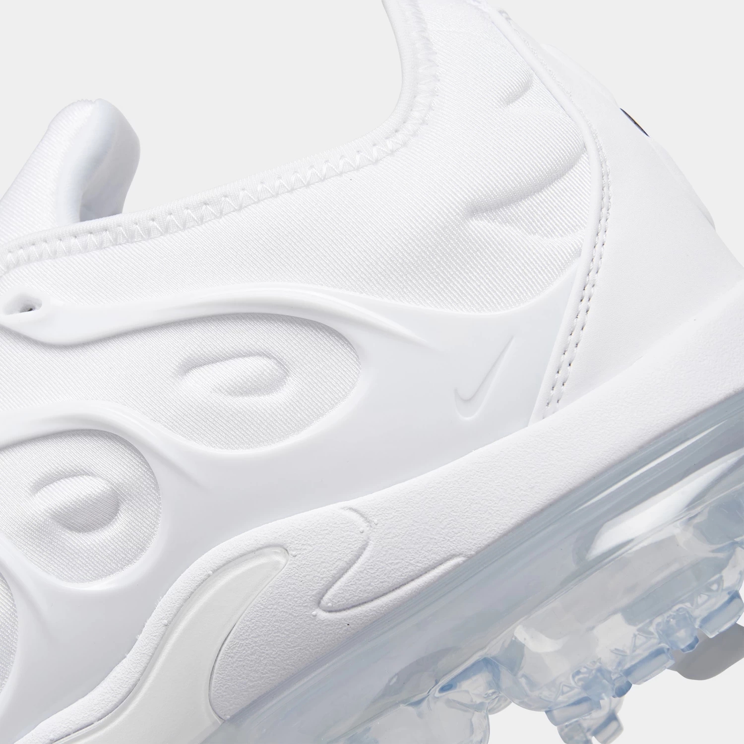Nike Air VaporMax Plus White / Pure Platinum 7 Nike Air VaporMax Plus White / Pure Platinum - Image 5