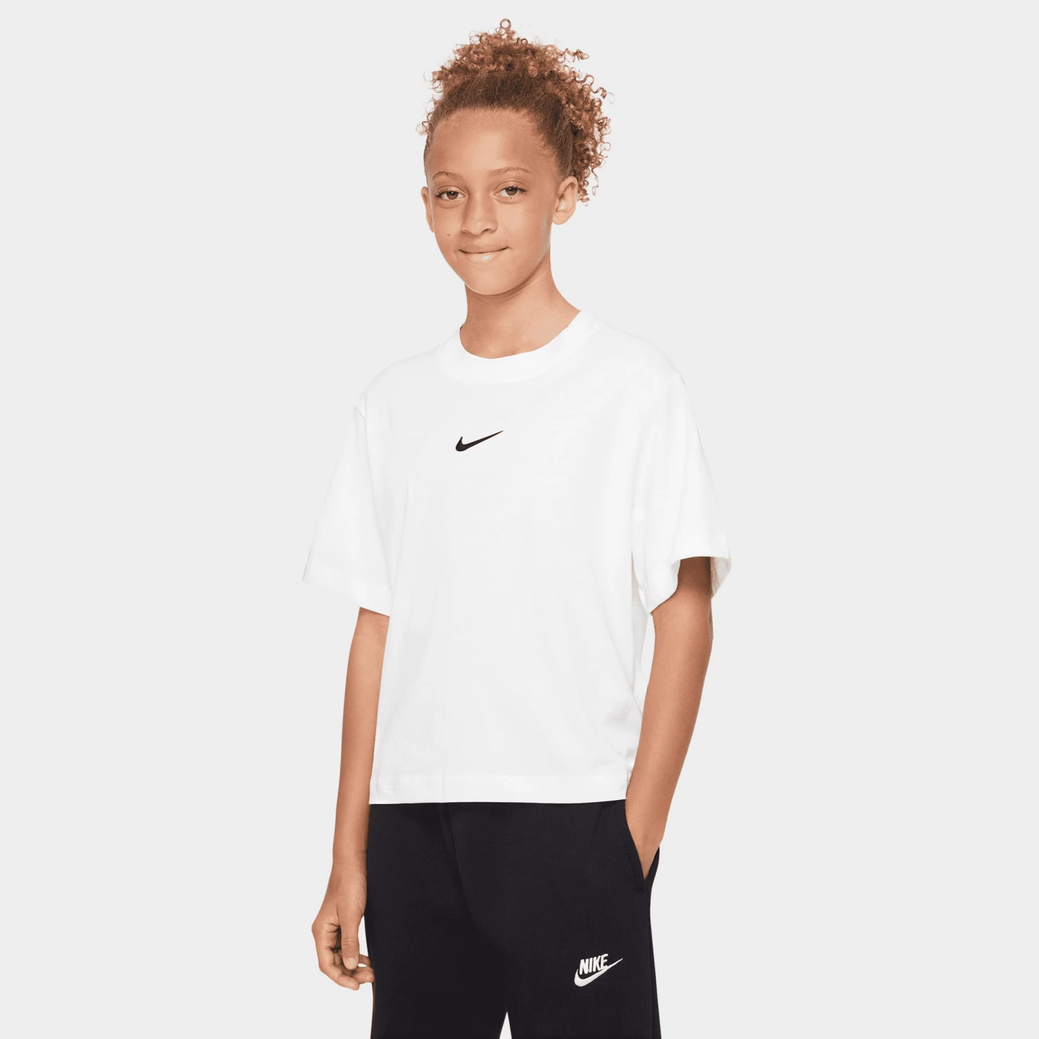 Nike Junior GIrls' Essential Boxy T-shirt / White