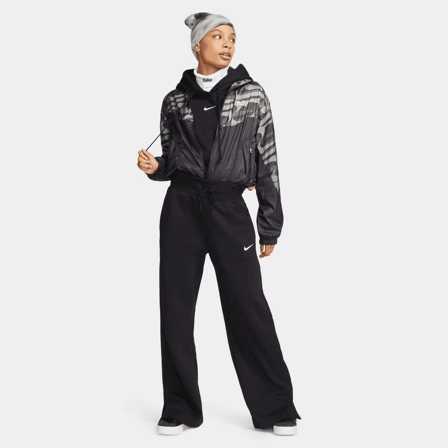 Nike Sportswear Women's Phoenix Fleece High-Waisted Wide-Leg Tracksuit Bottoms Black / Sail - Image 6