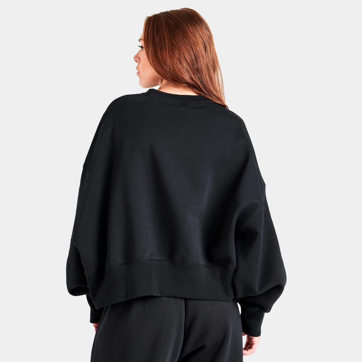 Nike Sportswear Women's Phoenix Fleece Over-Oversized Crewneck Black / Sail - Image 2