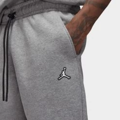 Jordan Essentials Fleece Pants Carbon Heather / Black - White 9 Jordan Essentials Fleece Pants Carbon Heather / Black - White -Sports Fashion Clothing Store DQ7340091 m j ess flc pant C