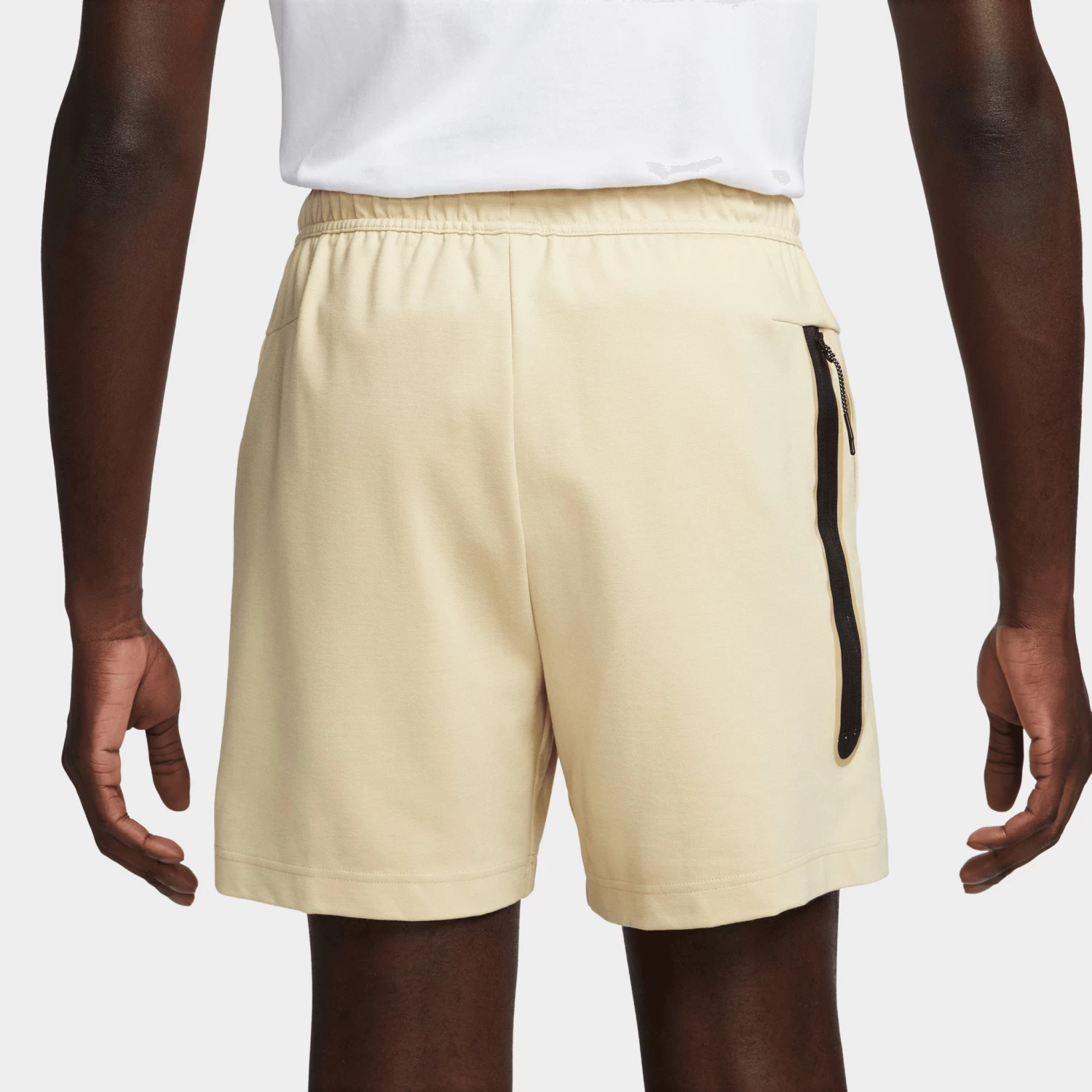 Nike Sportswear Tech Fleece Lightweight Shorts / Team Gold 5 Nike Sportswear Tech Fleece Lightweight Shorts / Team Gold - Image 3