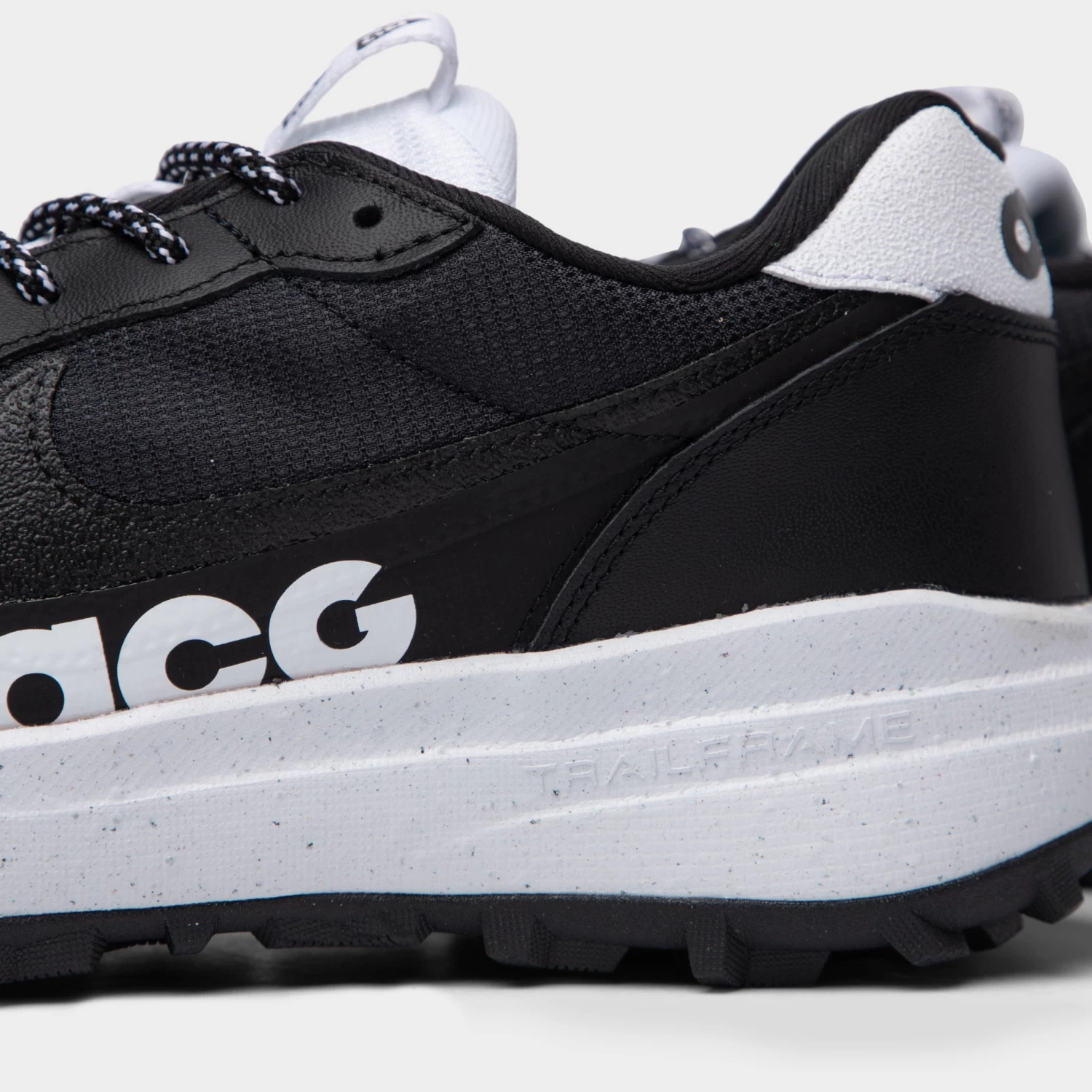 Nike ACG Lowcate Black / White 5 Nike ACG Lowcate Black / White - Image 3