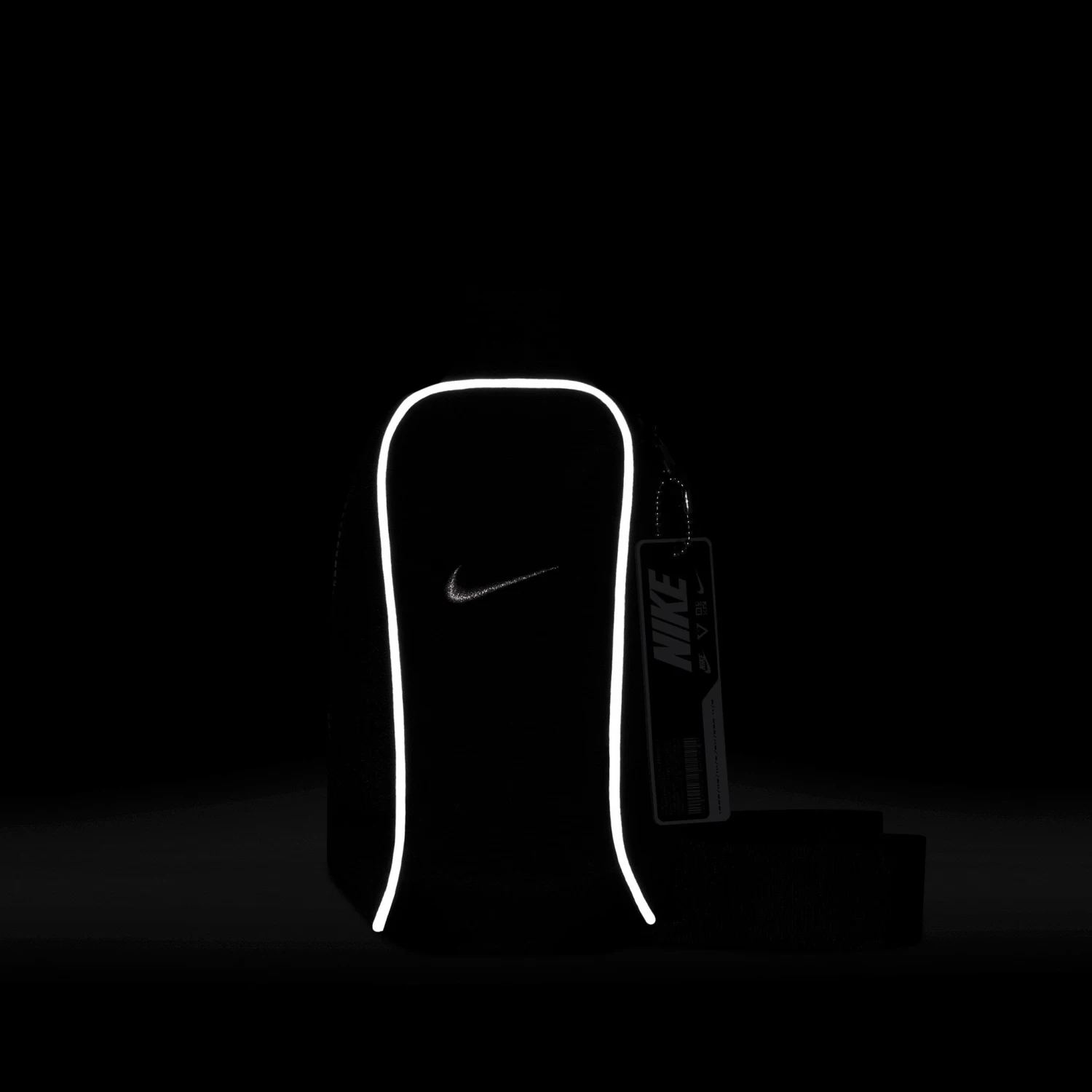 Nike Sportswear Essential Crossbody Bag Black / Black - Metallic Silver 7 Nike Sportswear Essential Crossbody Bag Black / Black - Metallic Silver - Image 5