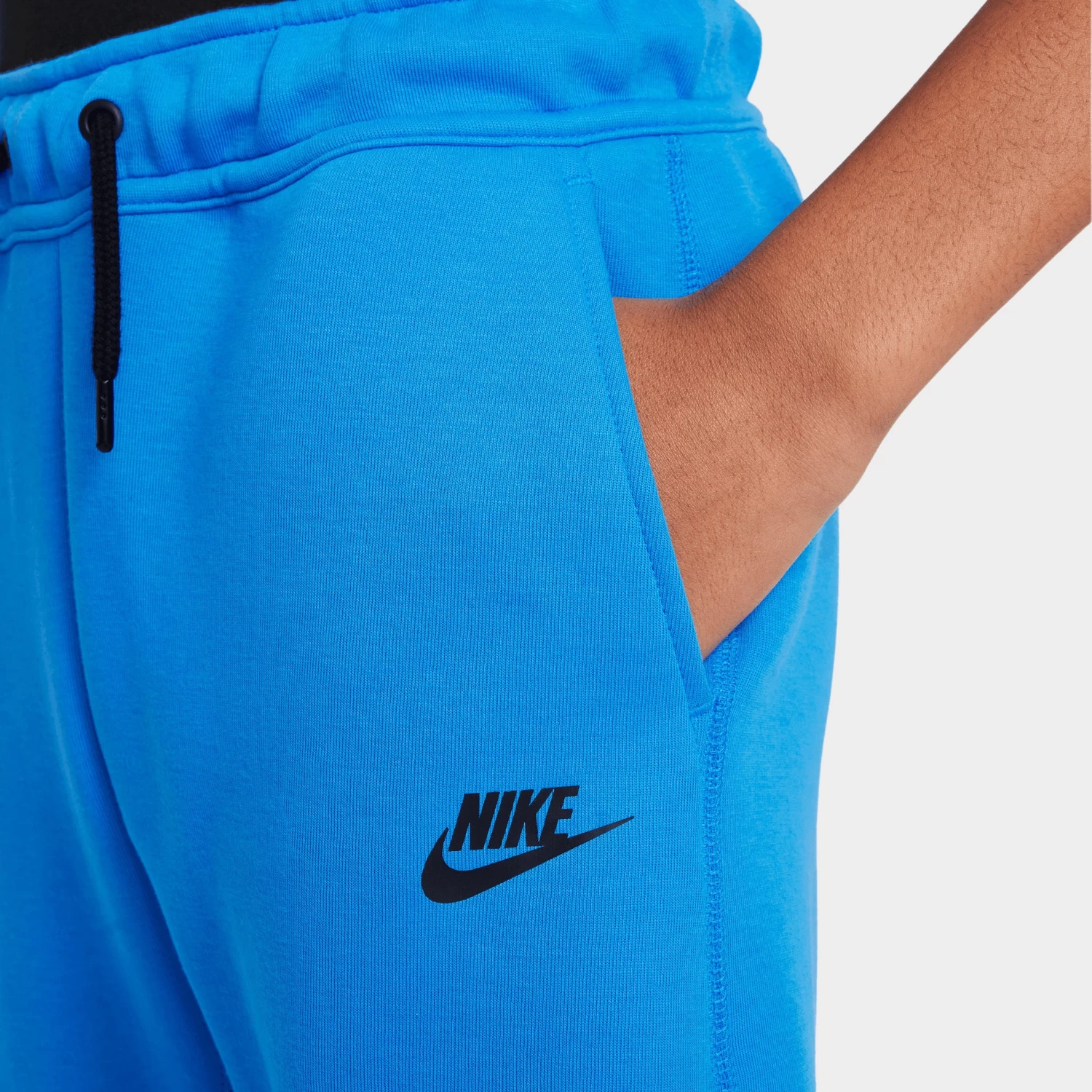 Nike Sportswear Junior Boys' Tech Fleece Joggers / Light Photo Blue - Image 4