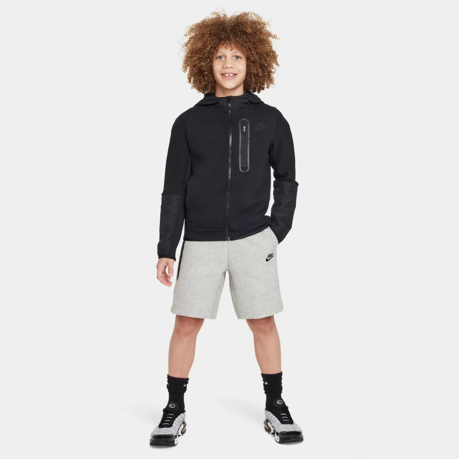 Nike Sportswear Junior Boys' Tech Fleece Shorts Dark Grey Heather / Black - Image 5