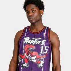 Mitchell & Ness NBA Toronto Raptors Vince Carter Swingman Jersey / Purple -Sports Fashion Clothing Store JDSports April182023 Model0646