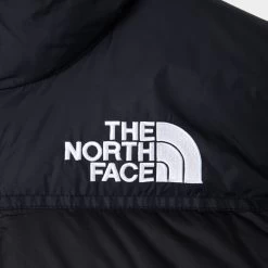 The North Face Juniors' 1996 Retro Nuptse Jacket / TNF Black -Sports Fashion Clothing Store NF0A7WQOJK3 teen 96 nuptse jkt 3 11672a8d c3d2 41af b608 31f4fbce4375
