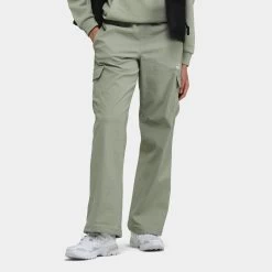 The North Face Women's Highwaisted Cargo Pants / Tea Green