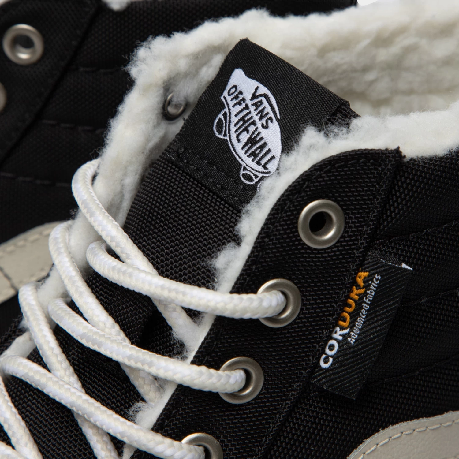 Vans SK8-Hi Cordura Sherpa Black / Marshmallow - Image 3