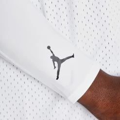 Jordan Shooter Sleeve White / Black -Sports Fashion Clothing Store jks04101sm jordan shooter sleeves B