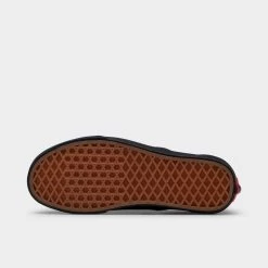 Vans Classic Slip-On Black / Black -Sports Fashion Clothing Store vn000eyebka vans classic slip on black black 2